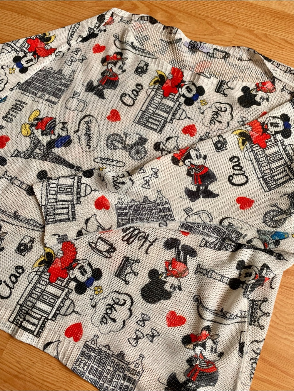 Vintage Disney Sweater Mickey Mouse Europe Graphic Print